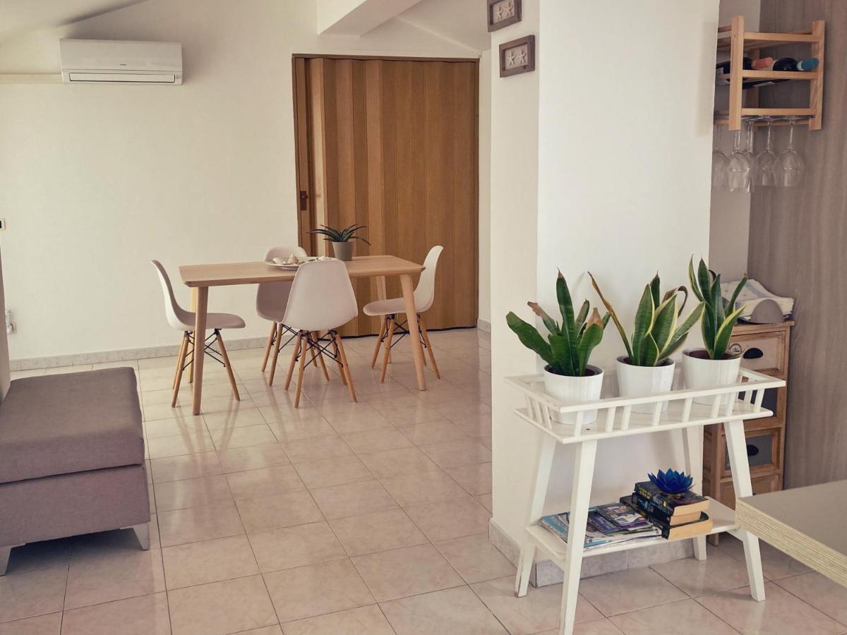 Suite Sul Mare Mascali Exteriör bild