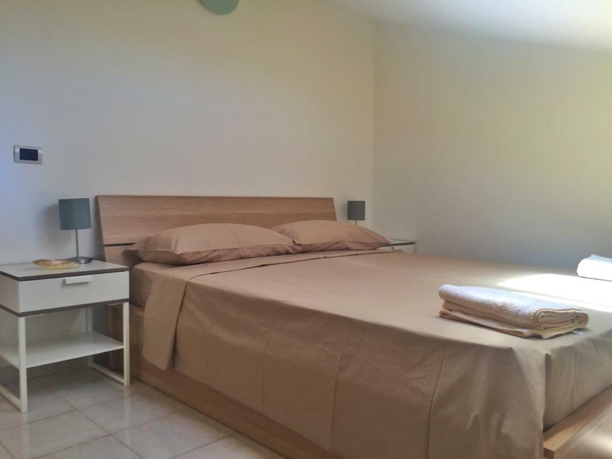 Suite Sul Mare Mascali Exteriör bild